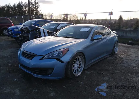 2010 Hyundai Genesis 3.8 Track z USA, uszkodzony, nr VIN KMHHU6KH2AU006952